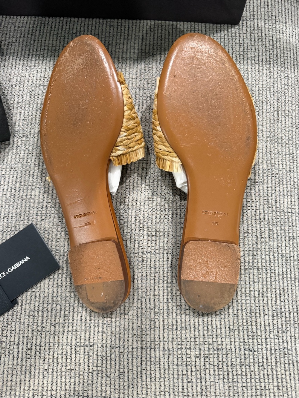 DOLCE & GABBANA DG Medallion Raffia Slide Sandals 9.5 MINT! RARE! - Picture 3 of 4